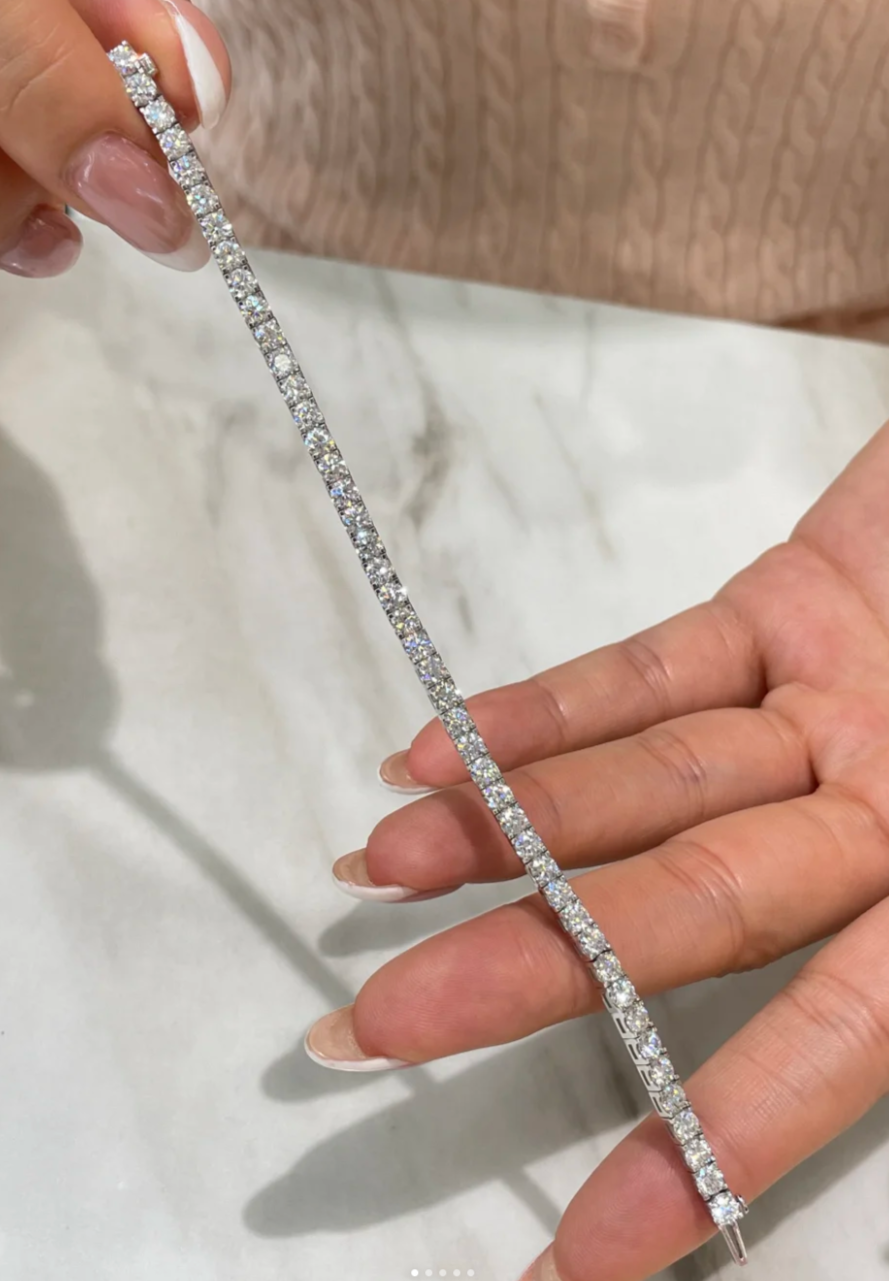 [⭐Seralia]  CLASSIC BASEBALL BRACELAT, 52 DIAMOND