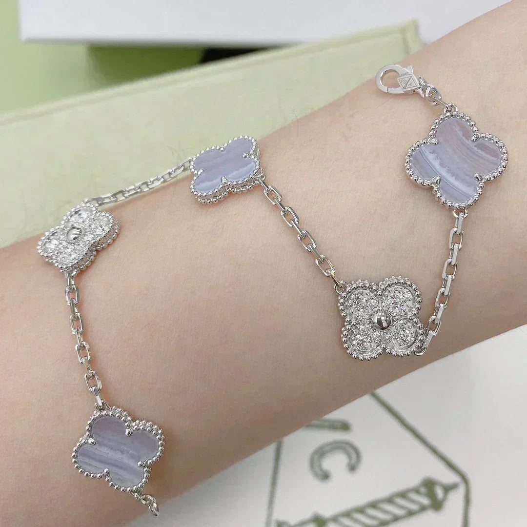 [⭐Seralia] CLOVER 5 MOTIF PURPLE CHALCEDONY BRACELET COLLECTION