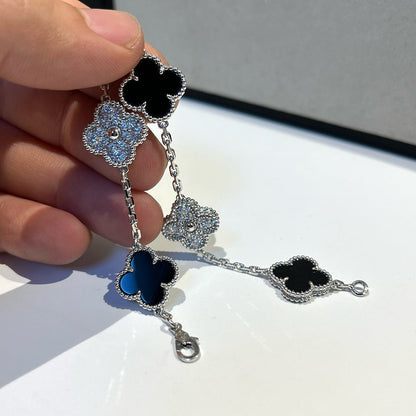 [⭐Seralia] CLOVER 5 MOTIF ONYXS BRACELET COLLECTION