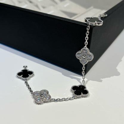 [⭐Seralia] CLOVER 5 MOTIF ONYXS BRACELET COLLECTION