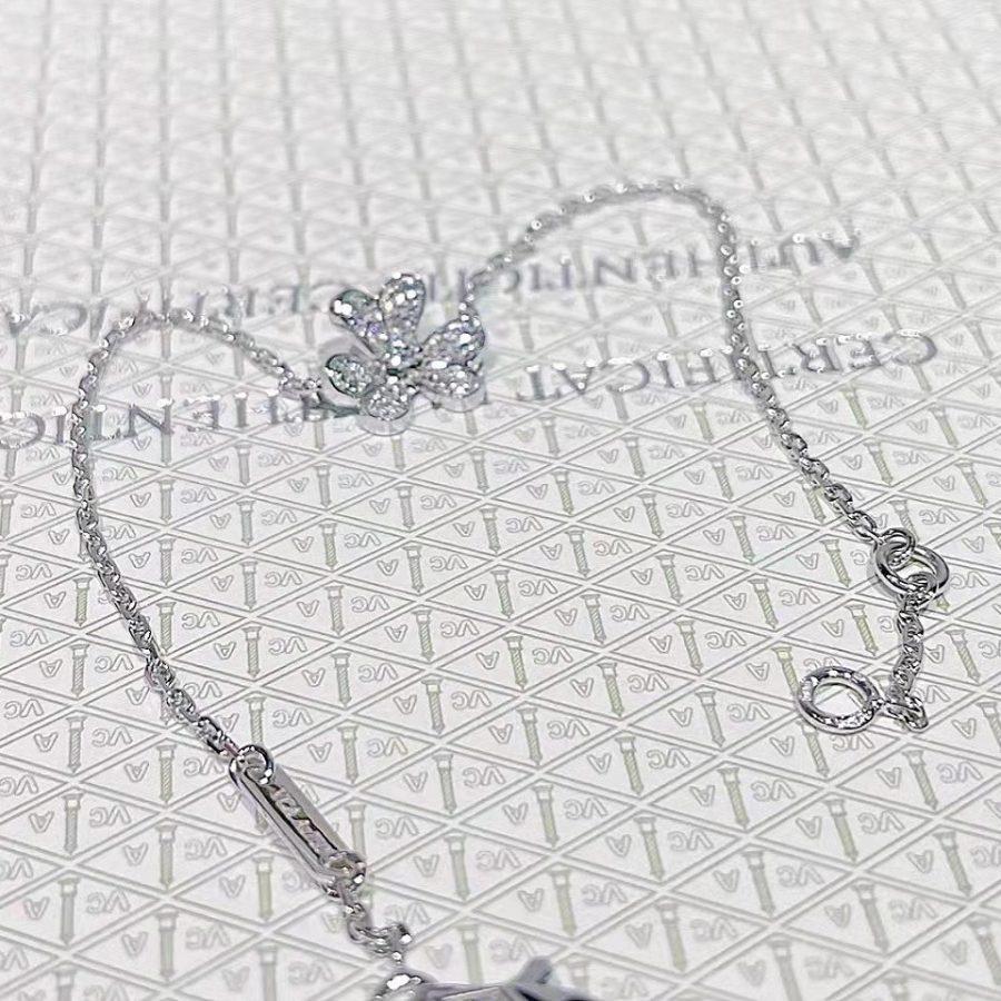 [⭐Seralia]FRIVOLE SILVER FLOWER DIAMOND BRACELET