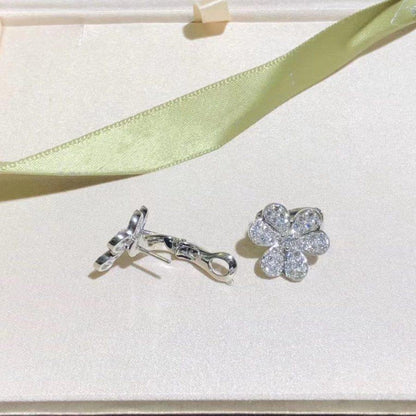 [⭐Seralia]FRIVOLE SILVER FLOWER DIAMOND EARRINGS