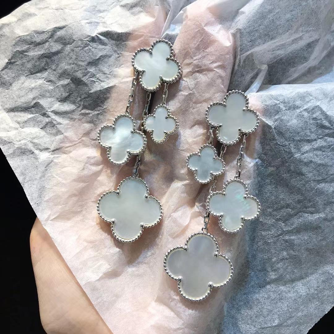 [⭐Seralia]CLOVER EARRINGS WHITE MOP 4 MOTIFS SILVER