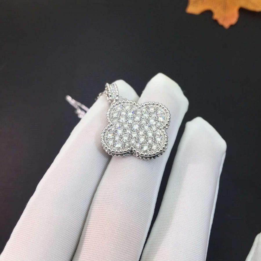 [⭐Seralia]CLOVER 25MM SILVER FULL DIAMOND BIG CLOVER NECKLACE