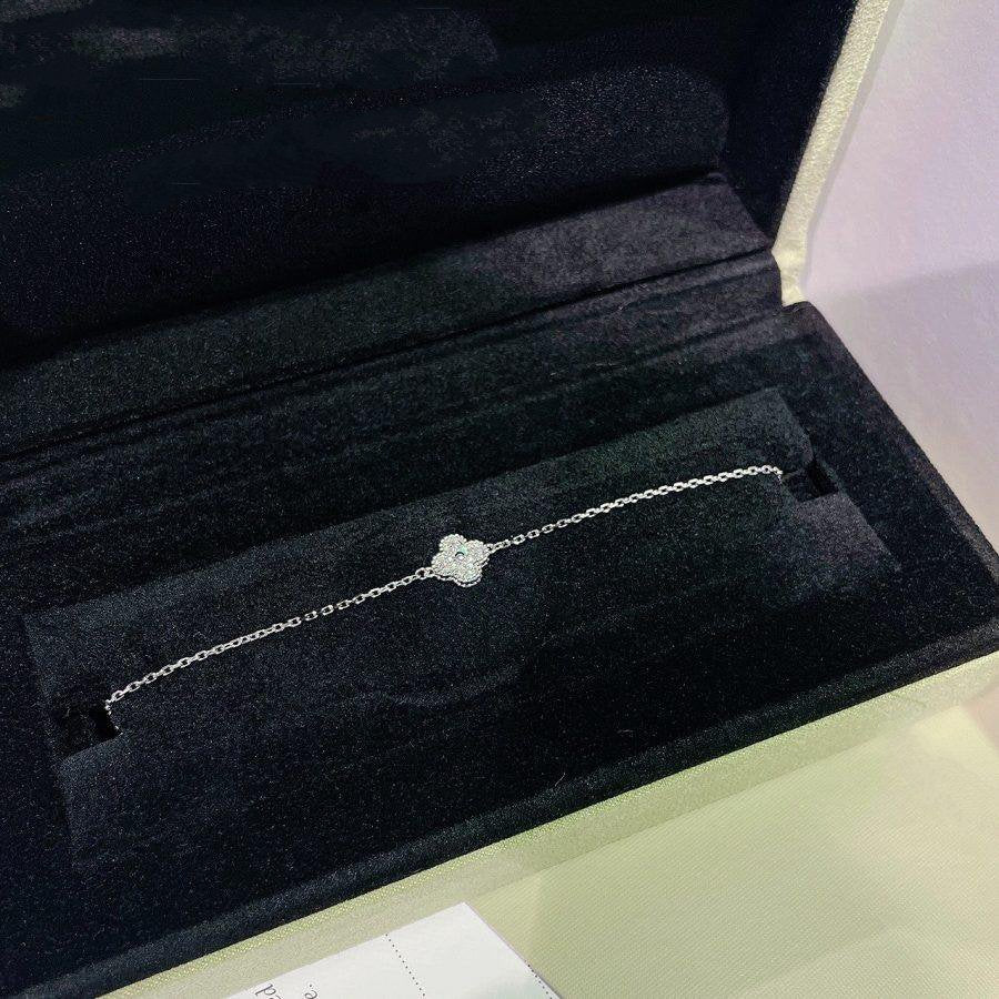 [⭐Seralia]CLOVER  SINGLE FLOWER BRACELET SILVER