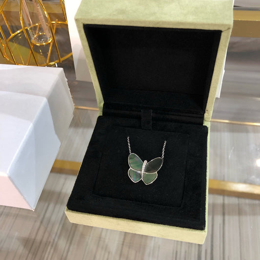 [⭐Seralia]LARGE BUTTERFLY SILVER PENDANT DIAMOND NECKLACE