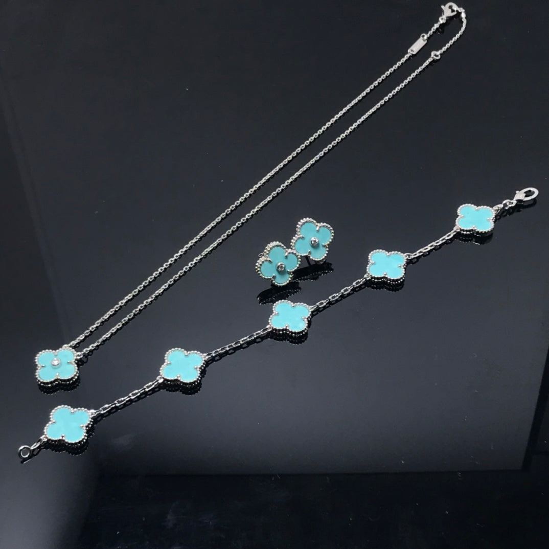[⭐Seralia]CLOVER 1 DIAMOND BLUE SKY SILVER EARRINGS