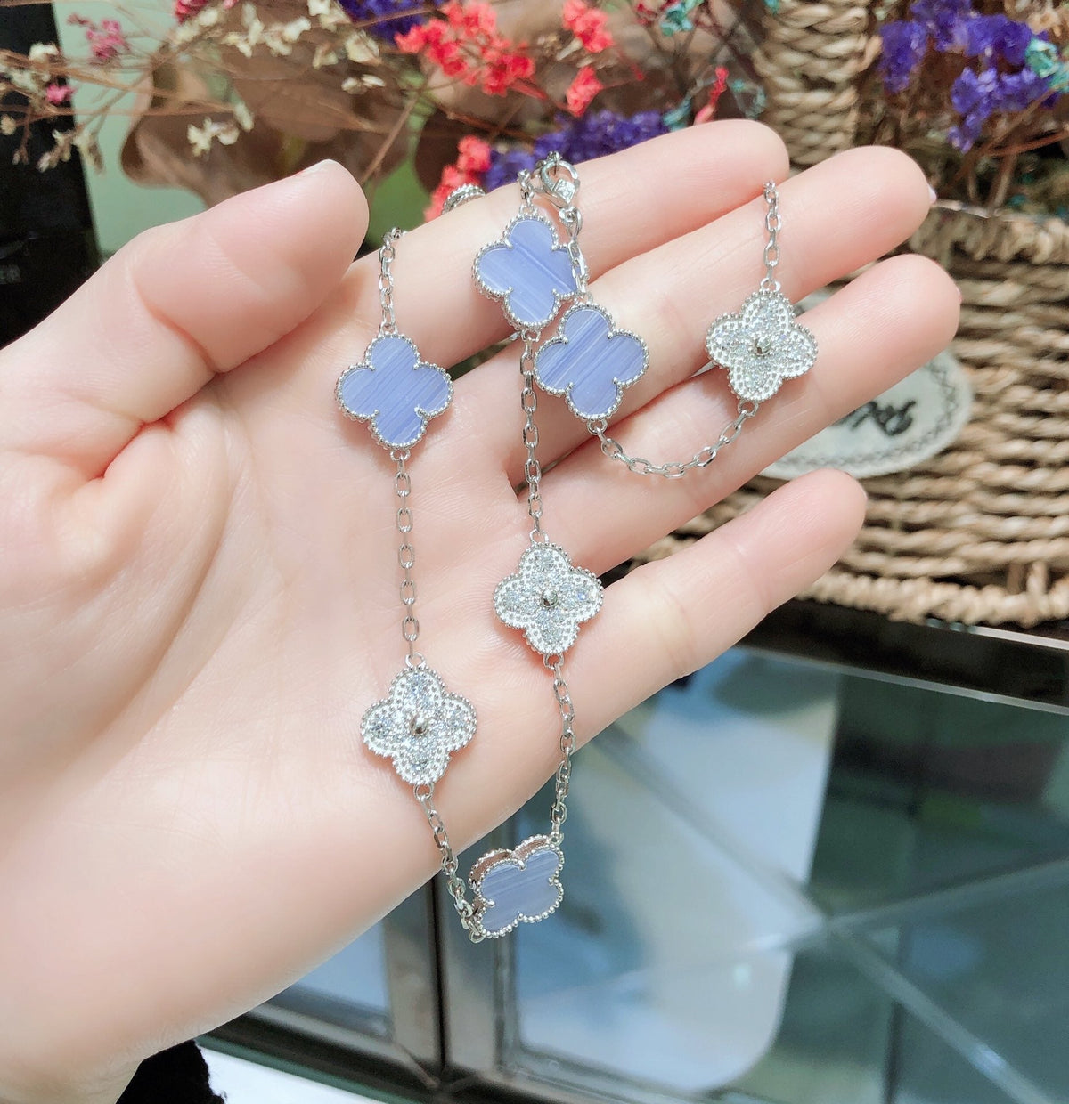 [⭐Seralia]CLOVER 10 MOTIFS CHALCEDONY DIAMONDS SILVER NECKLACE